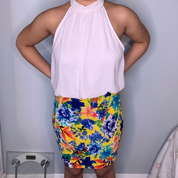 Floral Dress ✨ - Picture 1 of 6